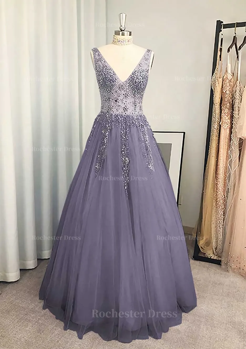 A-line/Princess V Neck Long/Floor-Length Tulle Prom Dress With Beading Sequins