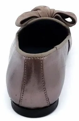 BluBlonc for Girl's Metallic leather Grey Half Bow Slip On