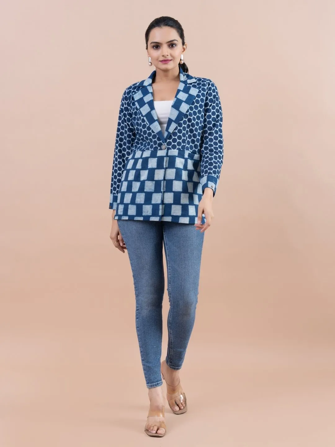 cheerfull pure cotton geometric printed stylized lapel collared jacket with 3\4 sleeve and handy pockets.- Blue