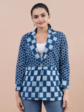 cheerfull pure cotton geometric printed stylized lapel collared jacket with 3\4 sleeve and handy pockets.- Blue