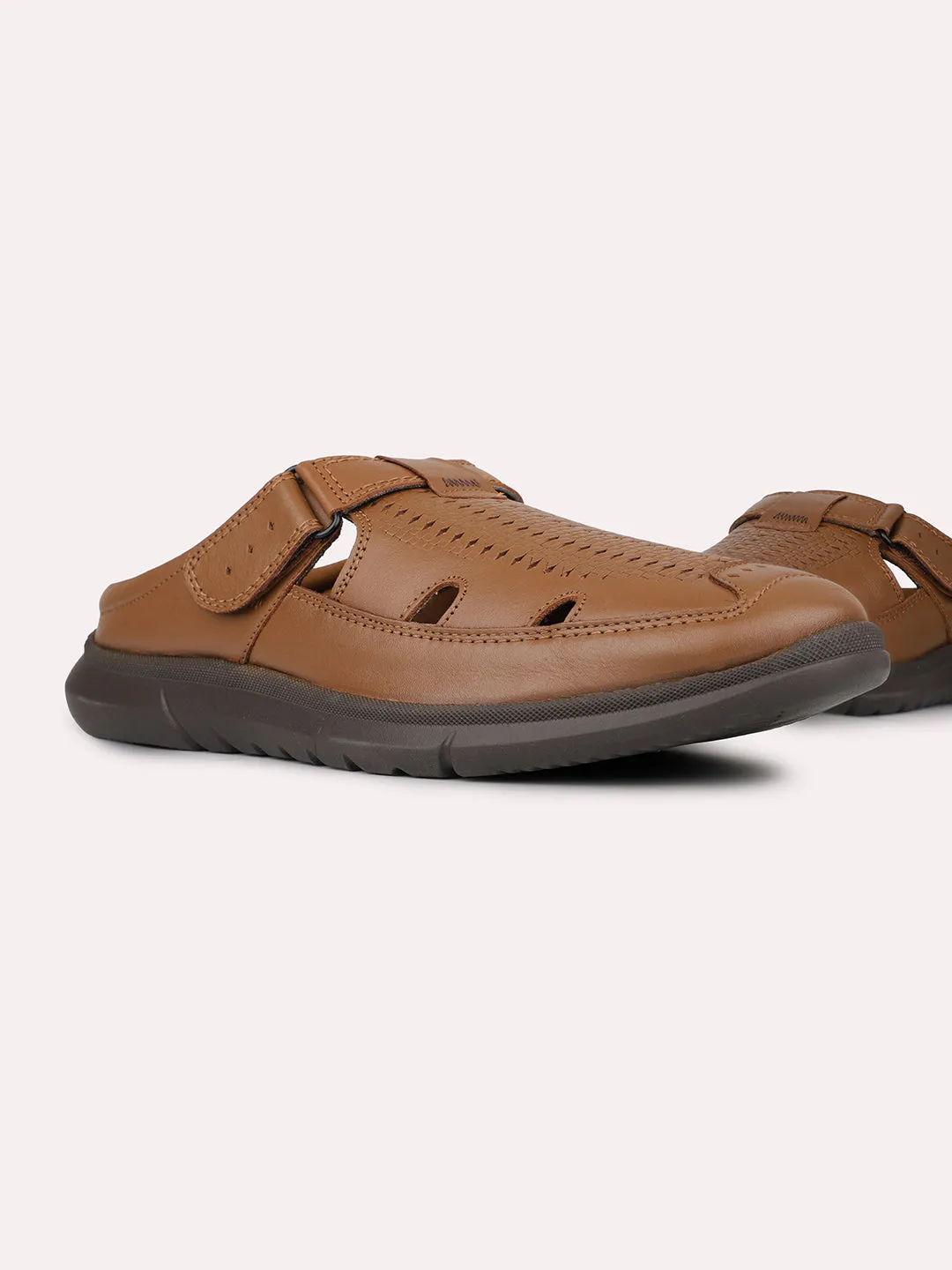 Mens Tan Solid Round Toe Casual Sandals