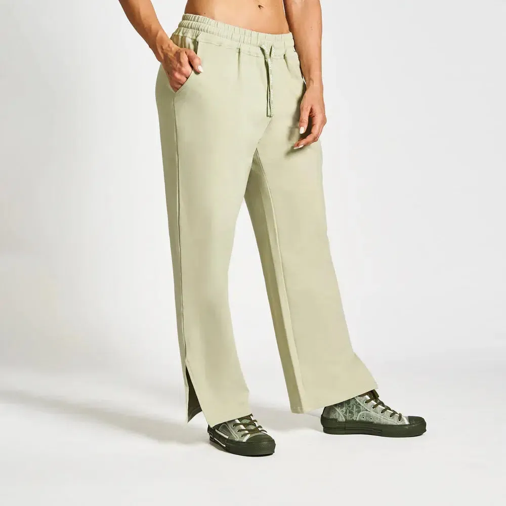 RZIST NEVER SETTLE DESERT SAGE WOMEN'S FLARED JOGGERS