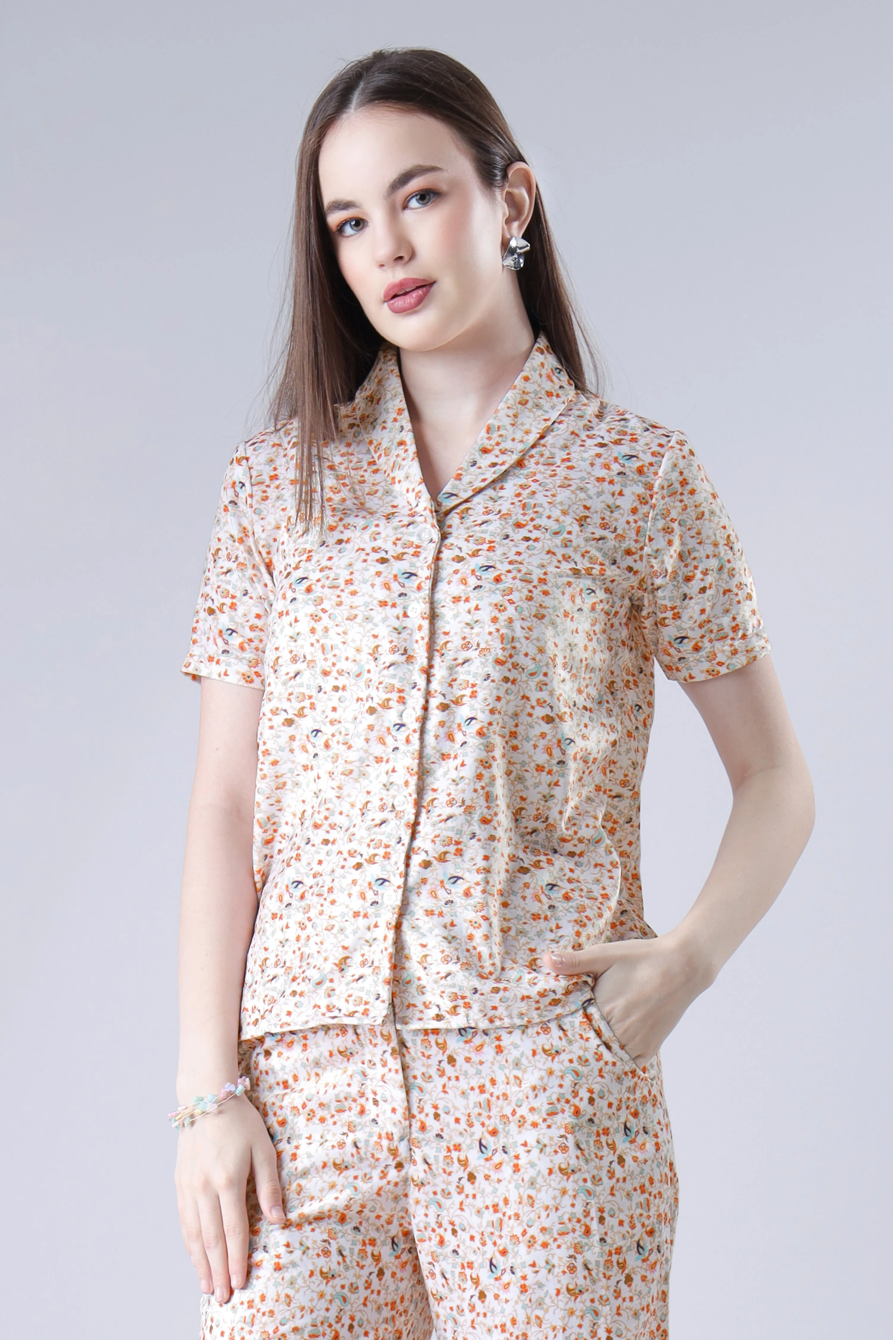 Seamless Floral Short Sleeve Women's Velvet Shirt